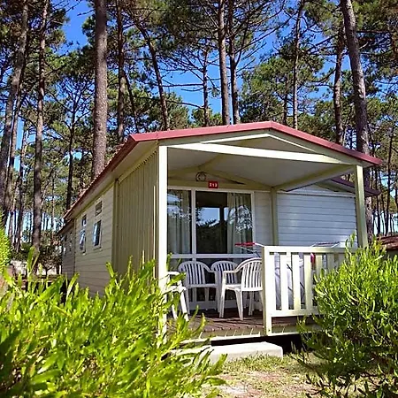 Parque De Campismo Orbitur Valado Nazaré