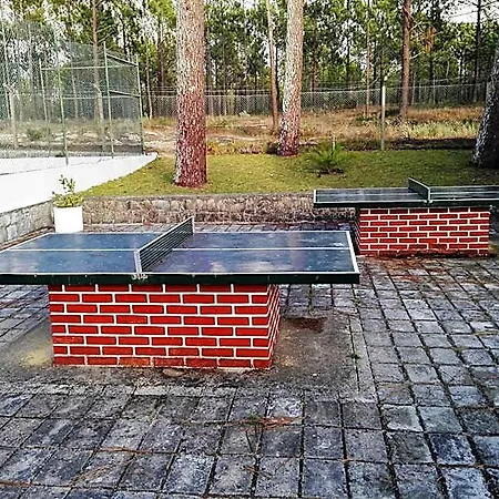 Parque De Campismo Orbitur Valado Hotel
