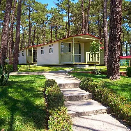 Parque De Campismo Orbitur Valado Hotel