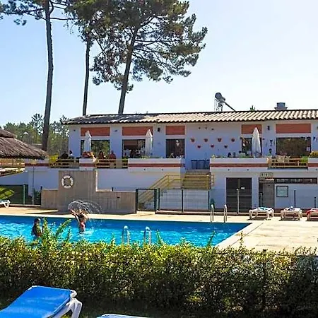 Parque De Campismo Orbitur Valado Hotel 3*